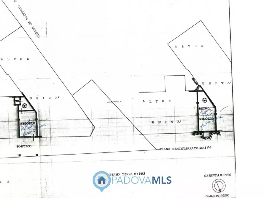 Immagine 2 di Negozio in vendita  in Viale Stazione a Montegrotto Terme