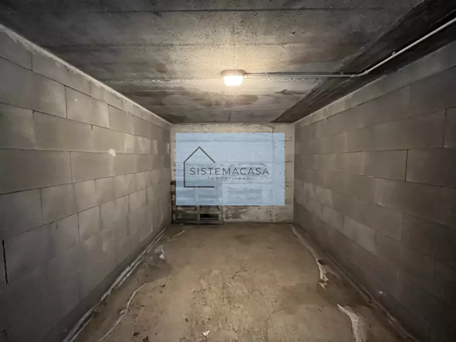 Immagine 6 di Garage in affitto  in Via Zanchini a Forli'