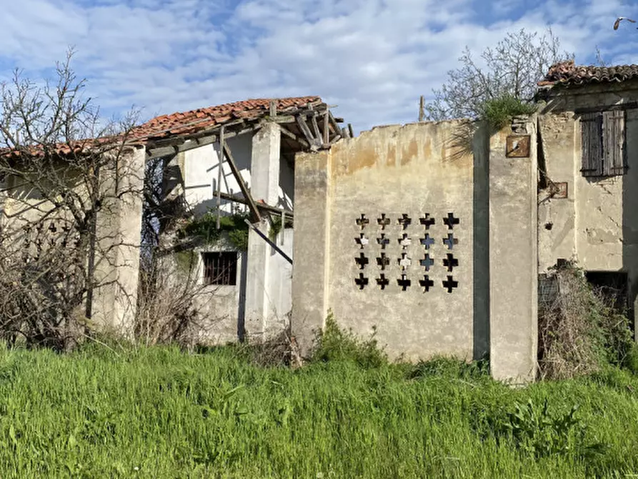 Immagine 11 di Rustico / casale in vendita  in Via Fiumicello a Brugine