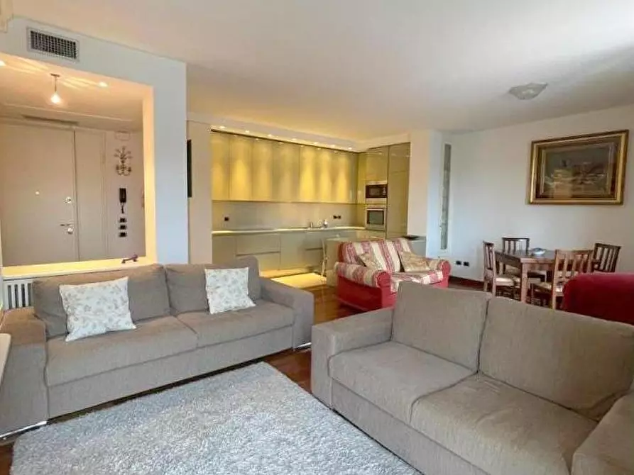 Immagine 2 di Appartamento in vendita  in Via Giuseppe Jappelli a Abano Terme