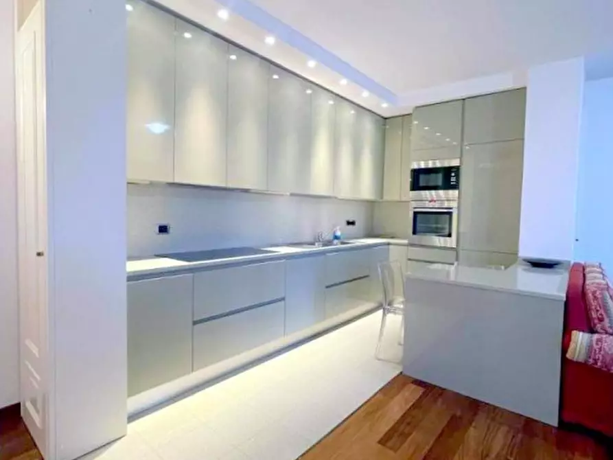 Immagine 16 di Appartamento in vendita  in Via Giuseppe Jappelli a Abano Terme