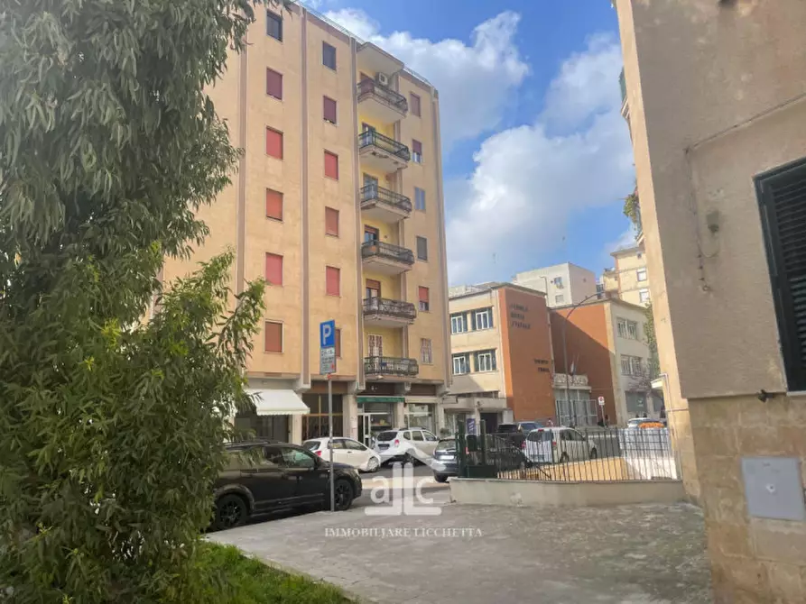 Immagine 2 di Garage in vendita  in via imbriani,56 a Lecce