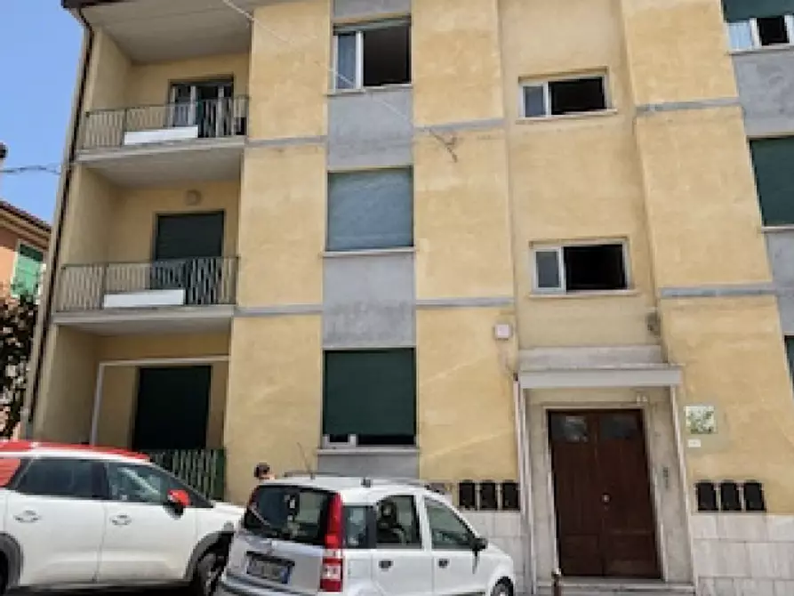Immagine 1 di Appartamento in vendita  in Via G. Boccaccio a Nereto