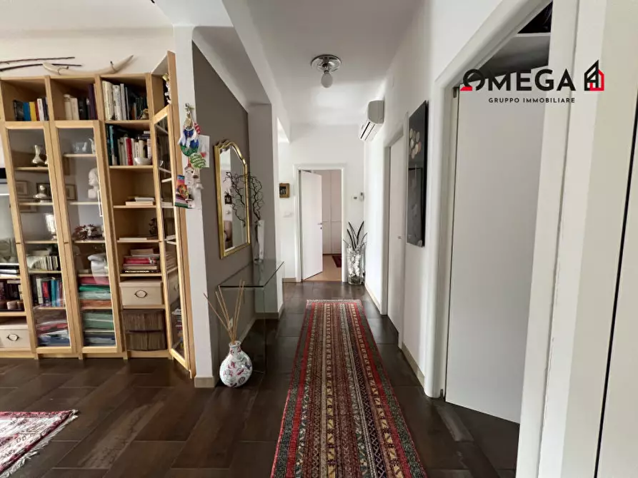 Immagine 12 di Appartamento in vendita  in Via Antonio Baiamonti 28 a Trieste