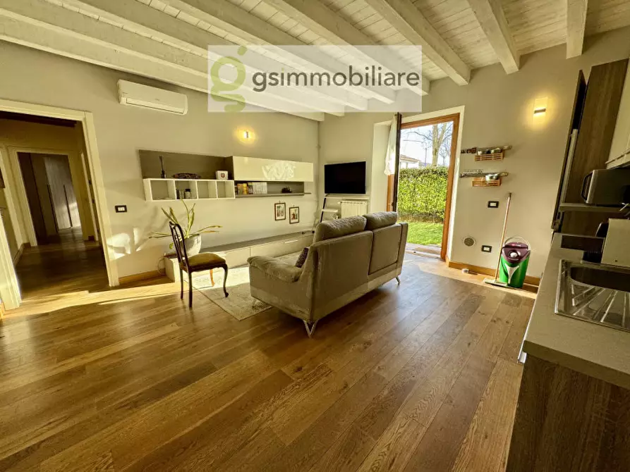 Immagine 1 di Appartamento in vendita  in Via San Benedetto, 3 a Brescia