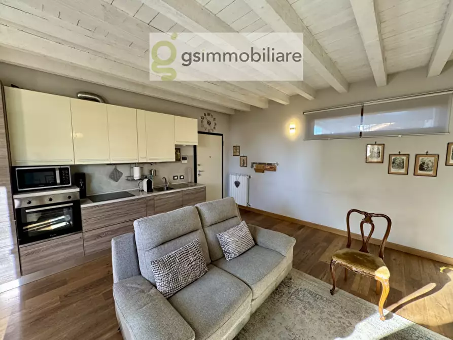 Immagine 3 di Appartamento in vendita  in Via San Benedetto, 3 a Brescia