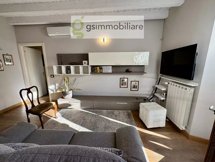 Immagine 6 di Appartamento in vendita  in Via San Benedetto, 3 a Brescia