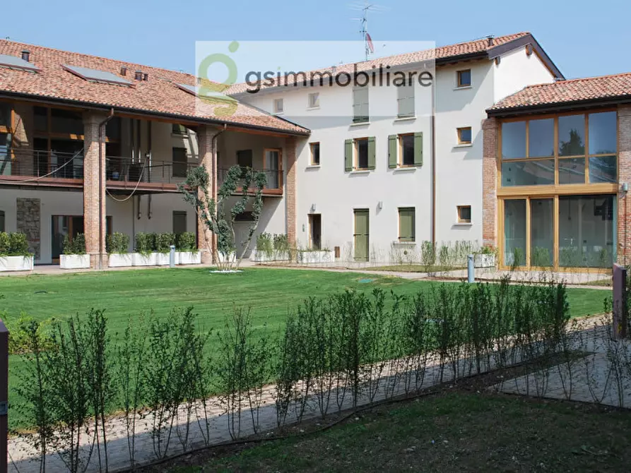 Immagine 8 di Appartamento in vendita  in Via San Benedetto, 3 a Brescia