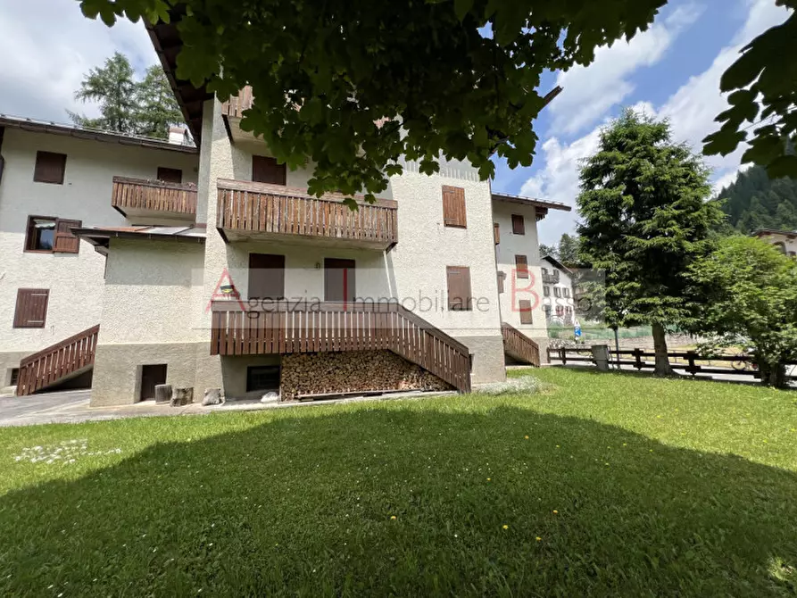Immagine 18 di Appartamento in vendita  in VIA PECOL a Val Di Zoldo