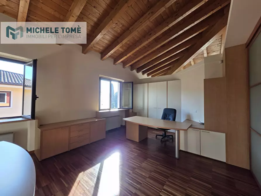 Immagine 8 di Ufficio in affitto  in Via Gardesana a Lazise