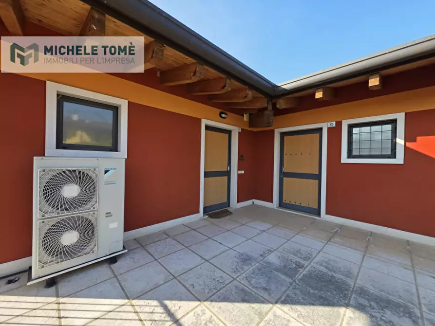 Immagine 15 di Ufficio in affitto  in Via Gardesana a Lazise