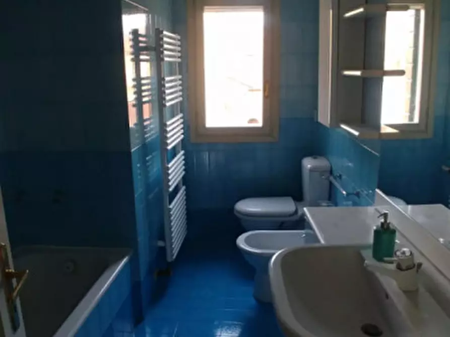 Immagine 25 di Appartamento in affitto  in Piazza delle Erbe a Padova