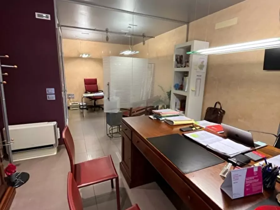 Immagine 4 di Ufficio in affitto  a Veggiano