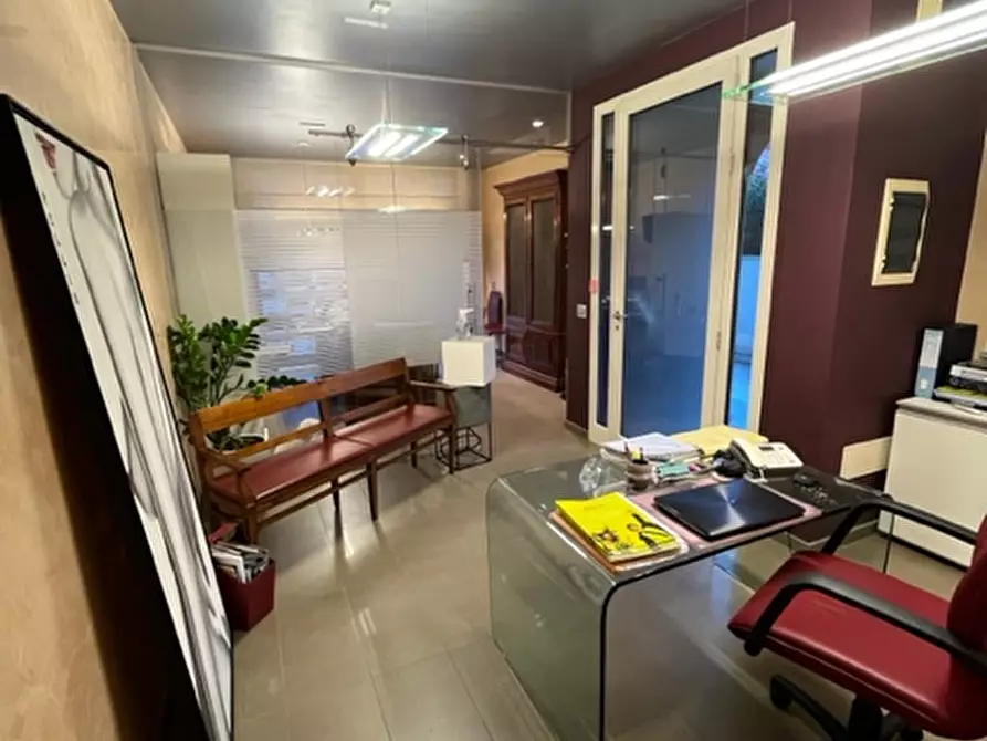 Immagine 6 di Ufficio in affitto  a Veggiano