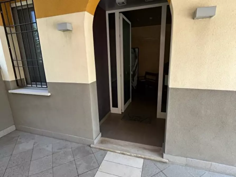 Immagine 16 di Ufficio in affitto  a Veggiano