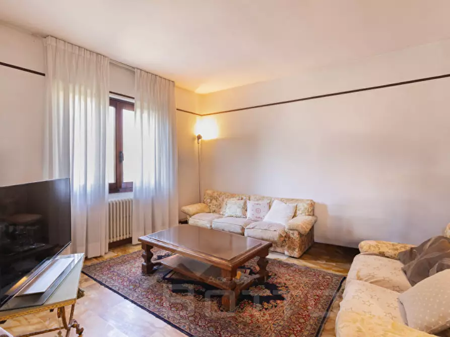 Immagine 9 di Villa in vendita  in via dei faggi 7 a Omegna
