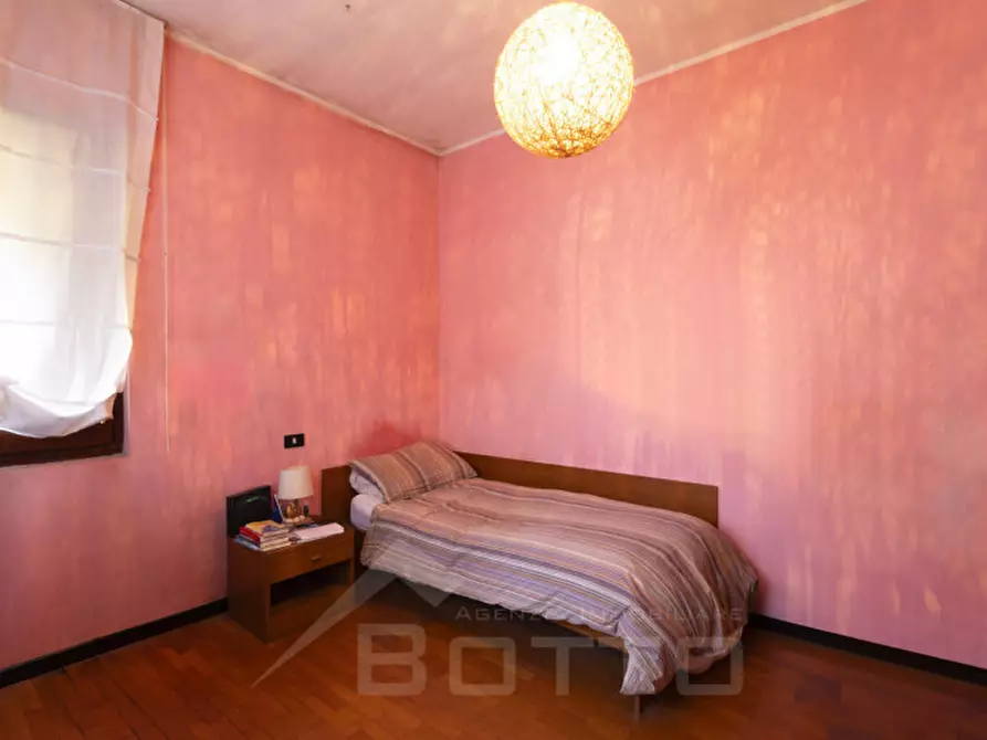 Immagine 27 di Villa in vendita  in via dei faggi 7 a Omegna