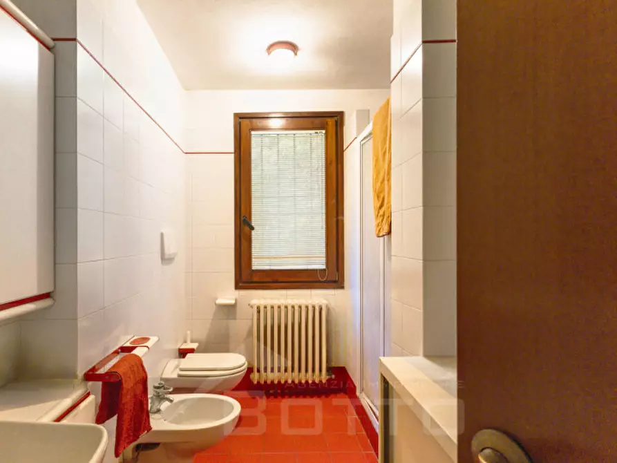 Immagine 29 di Villa in vendita  in via dei faggi 7 a Omegna