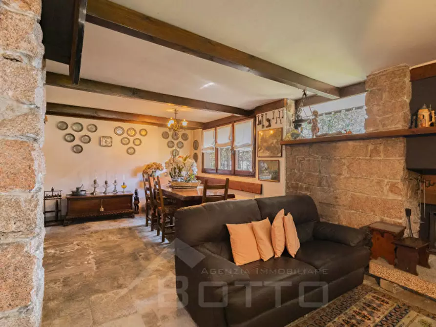 Immagine 48 di Villa in vendita  in via dei faggi 7 a Omegna