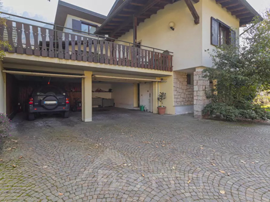 Immagine 62 di Villa in vendita  in via dei faggi 7 a Omegna
