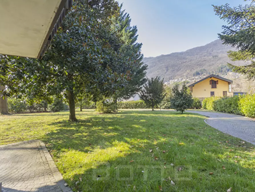 Immagine 64 di Villa in vendita  in via dei faggi 7 a Omegna