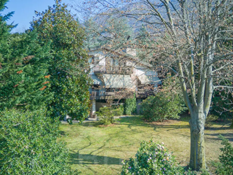 Immagine 69 di Villa in vendita  in via dei faggi 7 a Omegna