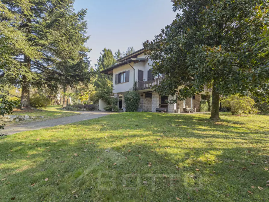 Immagine 70 di Villa in vendita  in via dei faggi 7 a Omegna