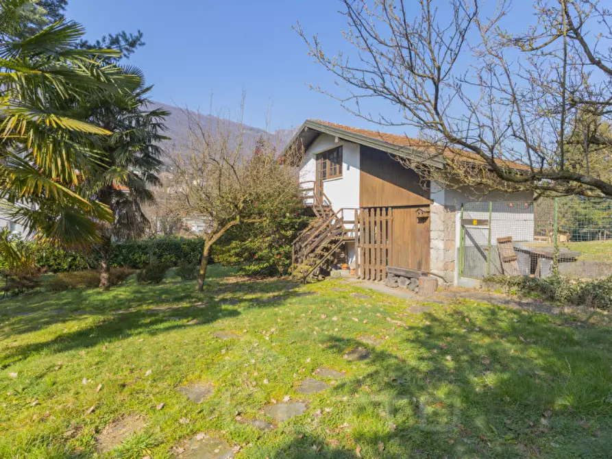 Immagine 78 di Villa in vendita  in via dei faggi 7 a Omegna