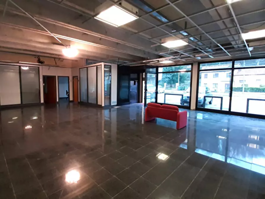 Immagine 3 di Ufficio in affitto  in Viale Sant'Agostino a Vicenza