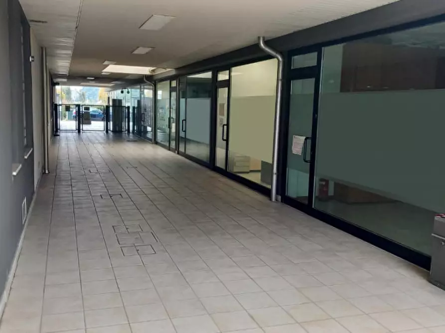 Immagine 6 di Ufficio in affitto  in Viale Sant'Agostino a Vicenza