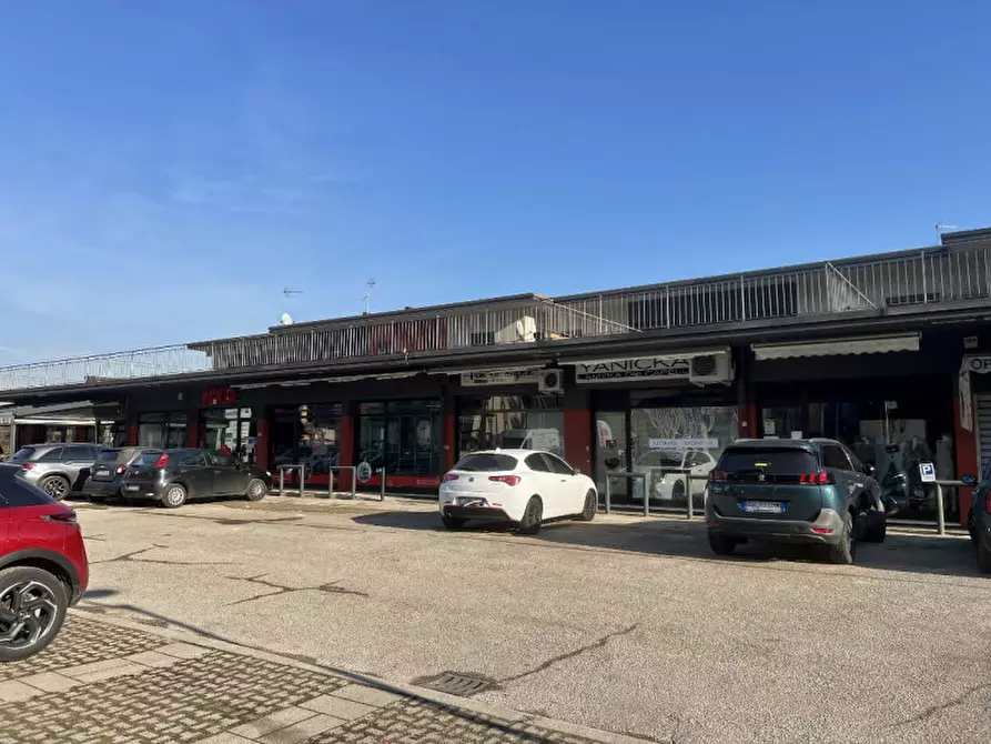 Immagine 17 di Ufficio in affitto  in Viale Sant'Agostino a Vicenza