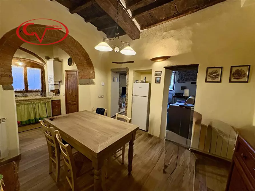 Immagine 7 di Appartamento in vendita  in Centro storico a Loro Ciuffenna