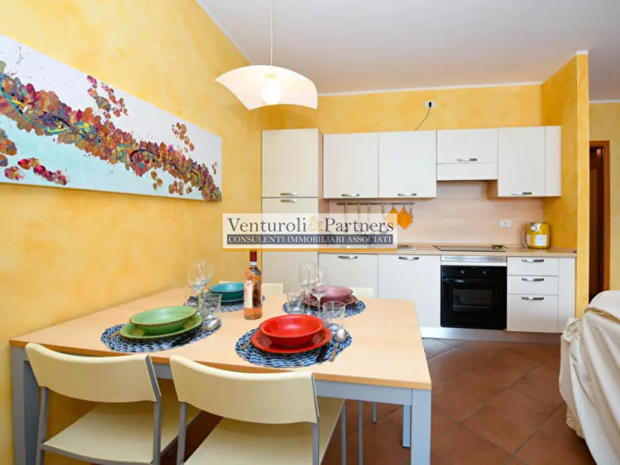 Immagine 3 di Appartamento in vendita  in Via Giuseppe Mazzini,1 a Padenghe Sul Garda