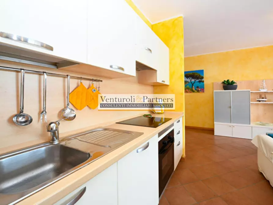 Immagine 7 di Appartamento in vendita  in Via Giuseppe Mazzini,1 a Padenghe Sul Garda