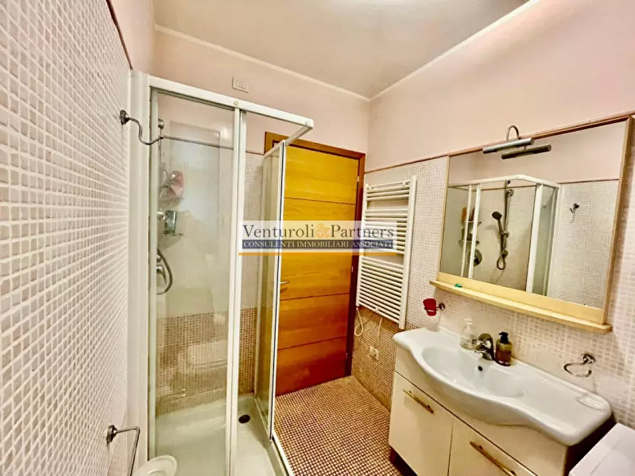 Immagine 16 di Appartamento in vendita  in Via Giuseppe Mazzini,1 a Padenghe Sul Garda