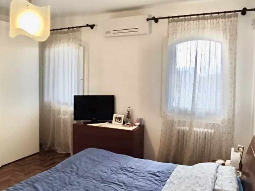 Immagine 14 di Villa in vendita  in via Gatta, zelarino a Venezia