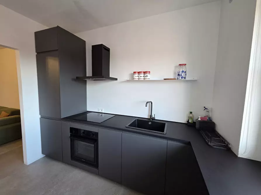 Immagine 16 di Appartamento in vendita  in Monferrato 4 a Firenze