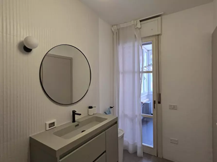 Immagine 28 di Appartamento in vendita  in Monferrato 4 a Firenze