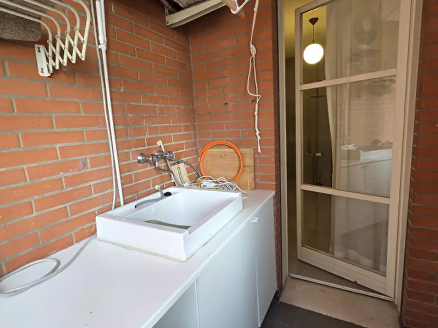 Immagine 31 di Appartamento in vendita  in Monferrato 4 a Firenze