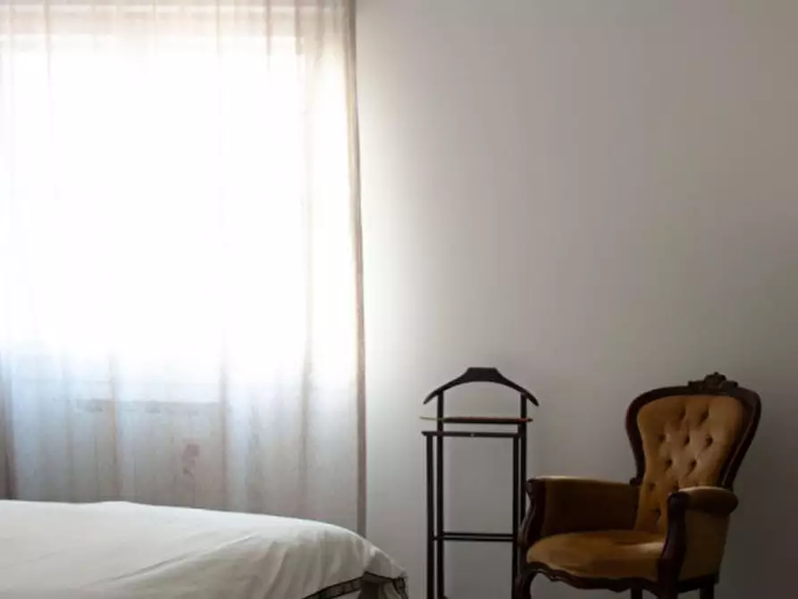 Immagine 37 di Appartamento in vendita  in Monferrato 4 a Firenze