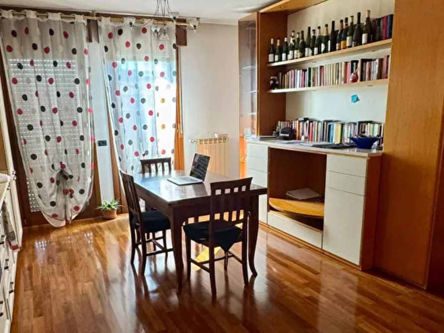 Immagine 1 di Appartamento in vendita  in piazza europa a Noventa Padovana