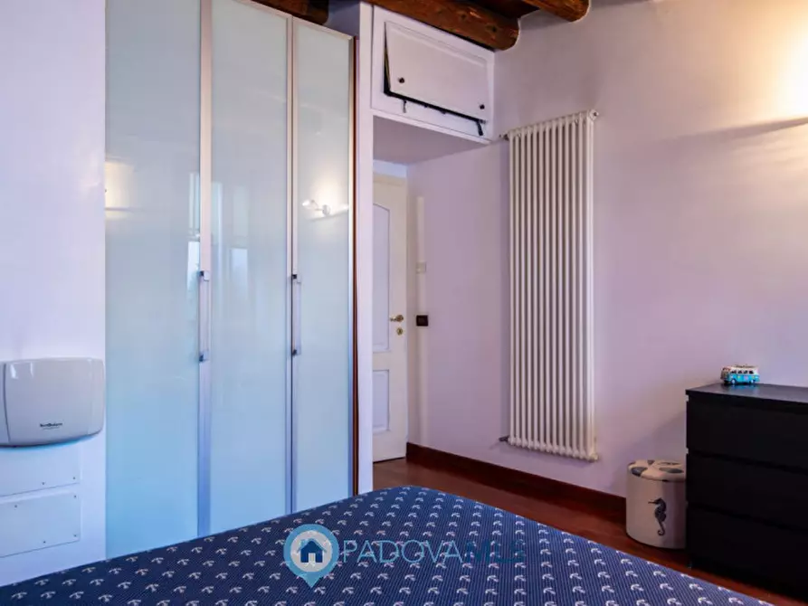 Immagine 15 di Appartamento in vendita  in via savonarola a Padova