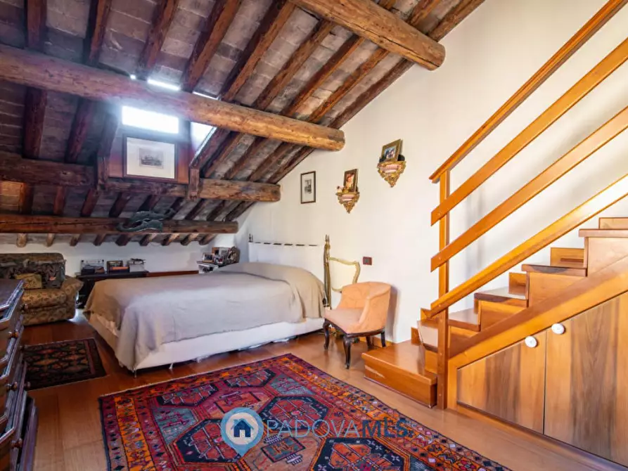 Immagine 21 di Appartamento in vendita  in via savonarola a Padova