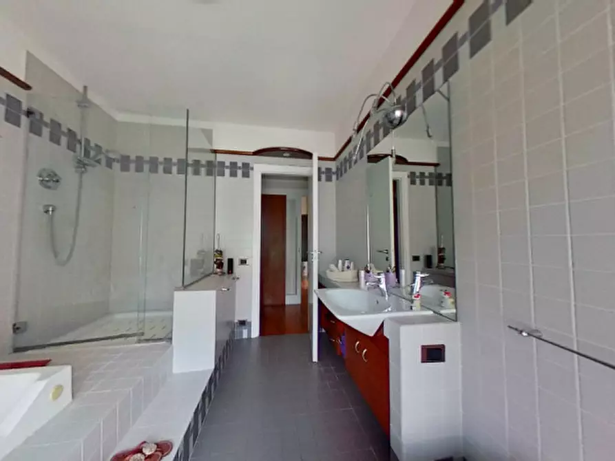 Immagine 22 di Appartamento in affitto  in Strada Val San Martino, null a Torino