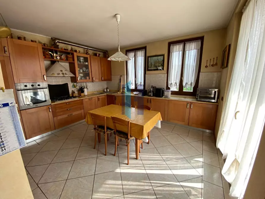 Immagine 6 di Villa in vendita  in Via Rossini 9 a Poncarale