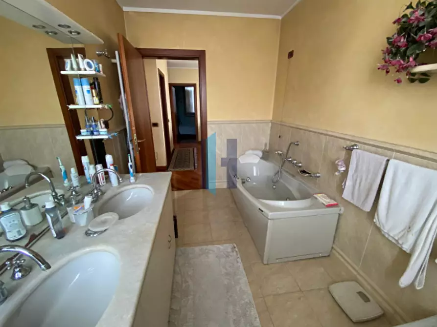 Immagine 15 di Villa in vendita  in Via Rossini 9 a Poncarale
