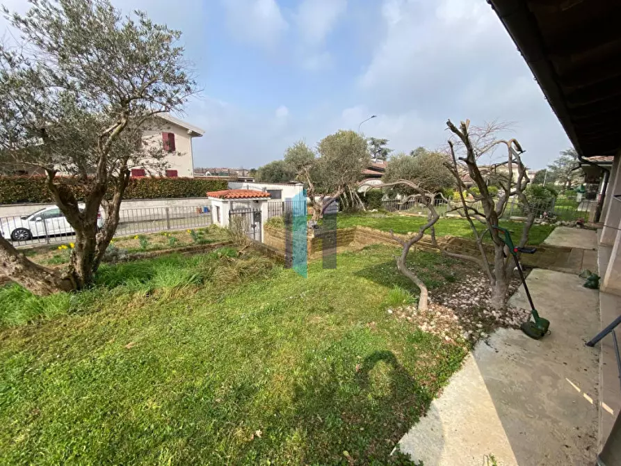 Immagine 35 di Villa in vendita  in Via Rossini 9 a Poncarale