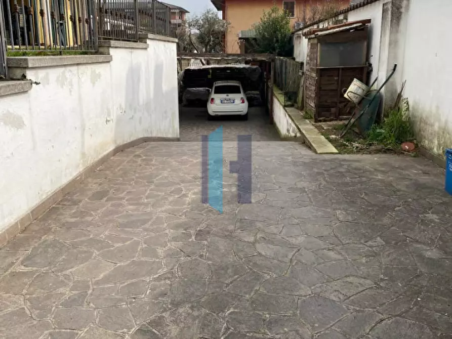 Immagine 41 di Villa in vendita  in Via Rossini 9 a Poncarale