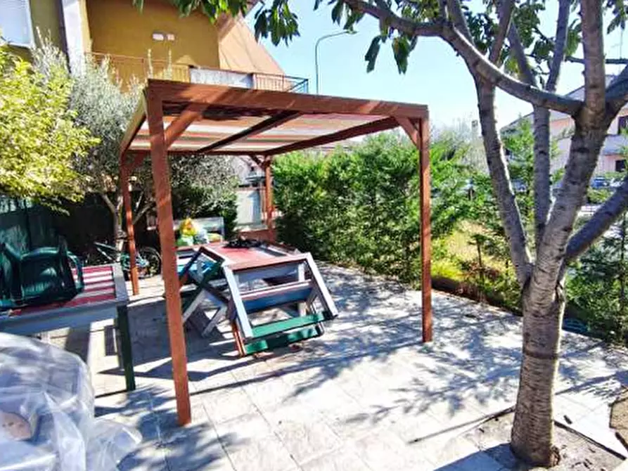 Immagine 4 di Appartamento in vendita  in Via Antonio Labriola 19 a Villafranca Di Verona