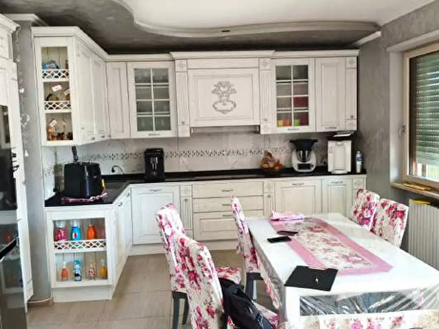 Immagine 15 di Appartamento in vendita  in Via Antonio Labriola 19 a Villafranca Di Verona